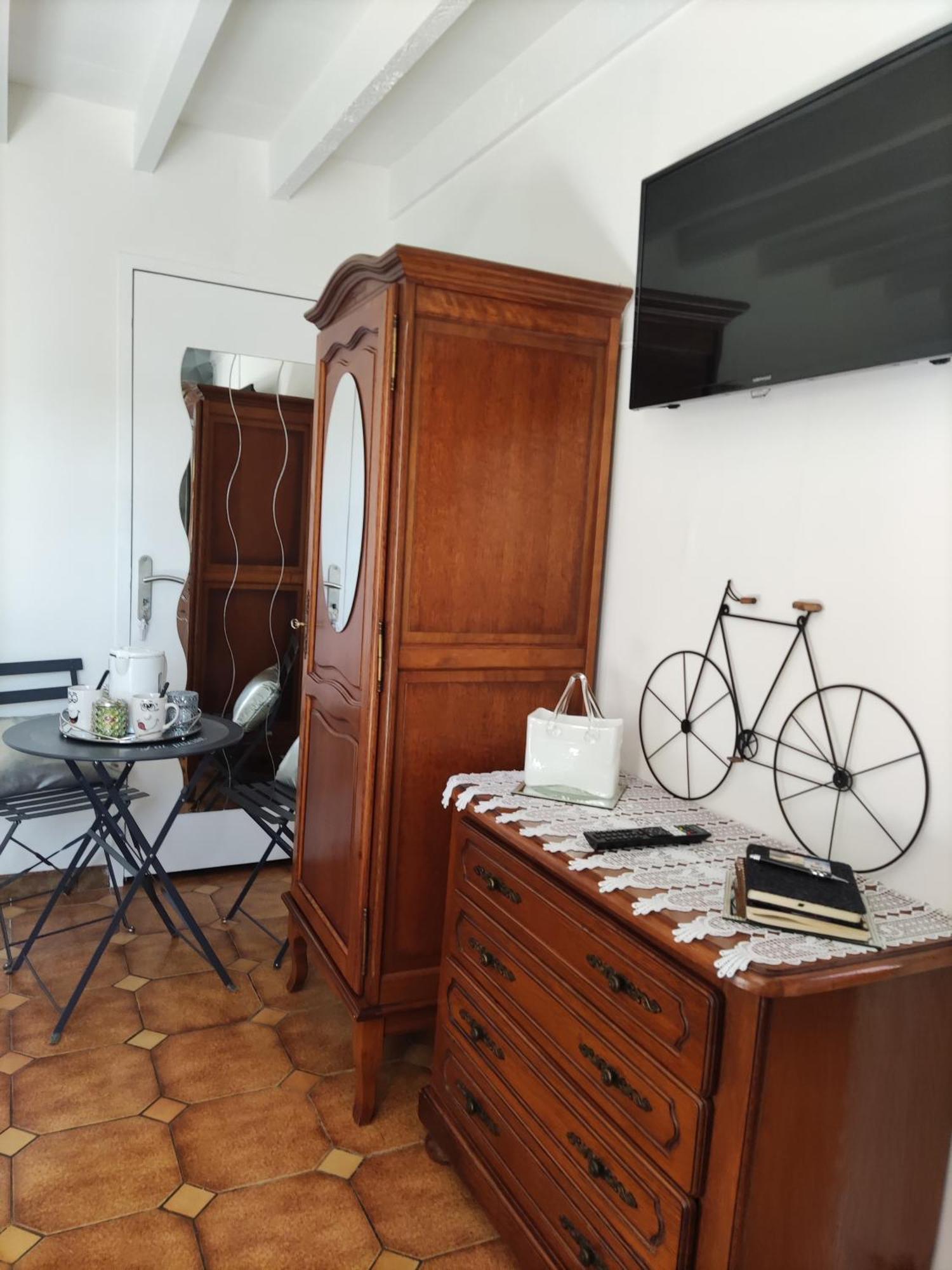 Bed and Breakfast Fleur De Soleil Saint-Jouin-Bruneval Номер фото